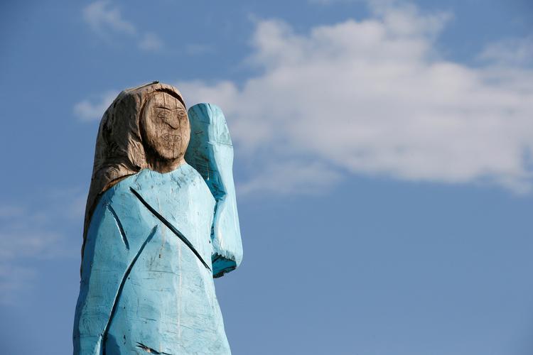 Sådan så statuen af Melania Trump ud. Foto: Borut Zivulovic/Ritzau Scanpix