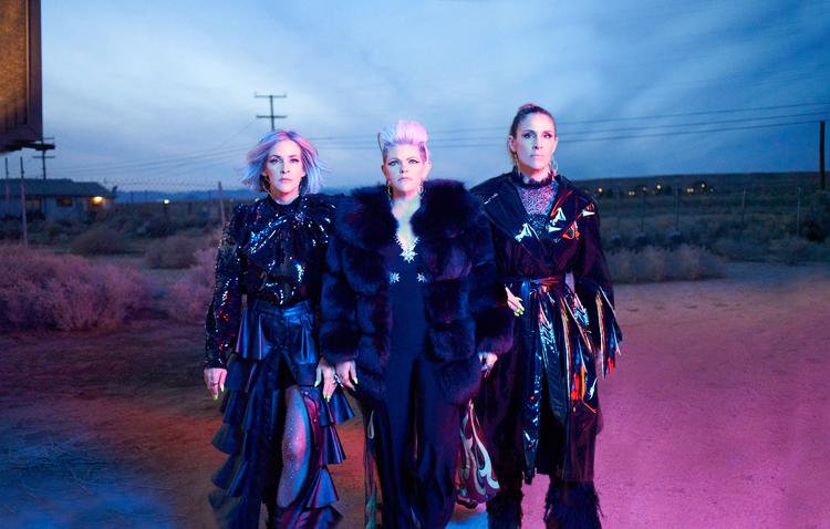 The Chicks, fra venstre Martie Maguire, Natalie Maines og Emily Strayer. 'Gaslighter' er deres første album siden 'Taking the Long Way' fra 2006. Pr-foto 