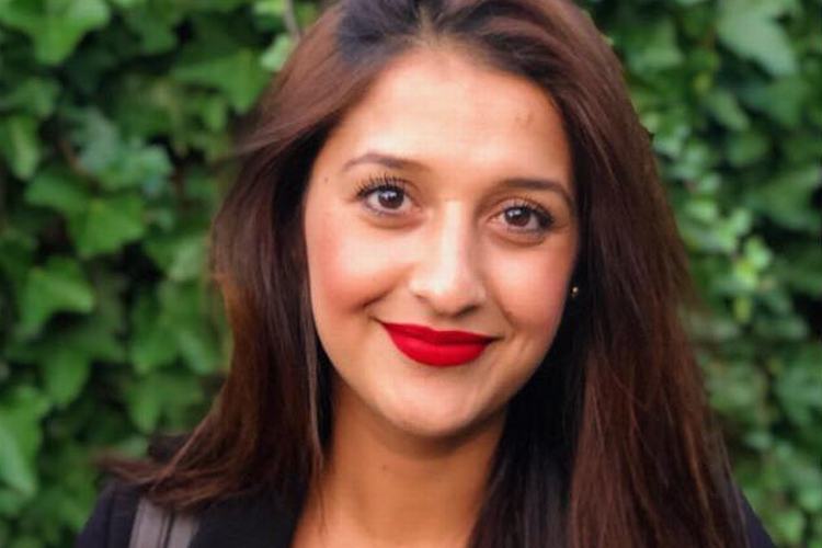 Soma Mayel har været ansat i Udlændingestyrelsen siden 2015 og sidder nu i en stilling som jurist. Hun har nu flere gange oplevet at blive hængt ud, fordi hun har dobbelt statsborgerskab og arbejder i netop den styrelse. Foto: Privat 