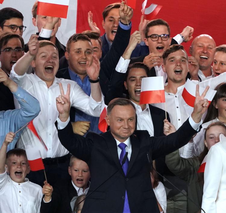  Polens siddende præsident, Andrzej Duda vinder med et snævert flertal, valget siger polske valgmyndigheder.  Foto: Janek Skarzynski/Ritzau Scanpix