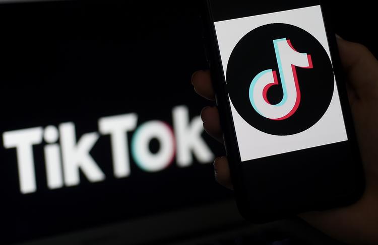 I første kvartal af 2020 blev TikTok den mest downloadede app nogensinde. Foto: Olivier Douliery/Ritzau Scanpix