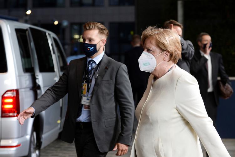 Tysklands kansler, Angela Merkel, efter forhandlinger sent i nat.  Foto: Johanna Geron/Ritzau Scanpix