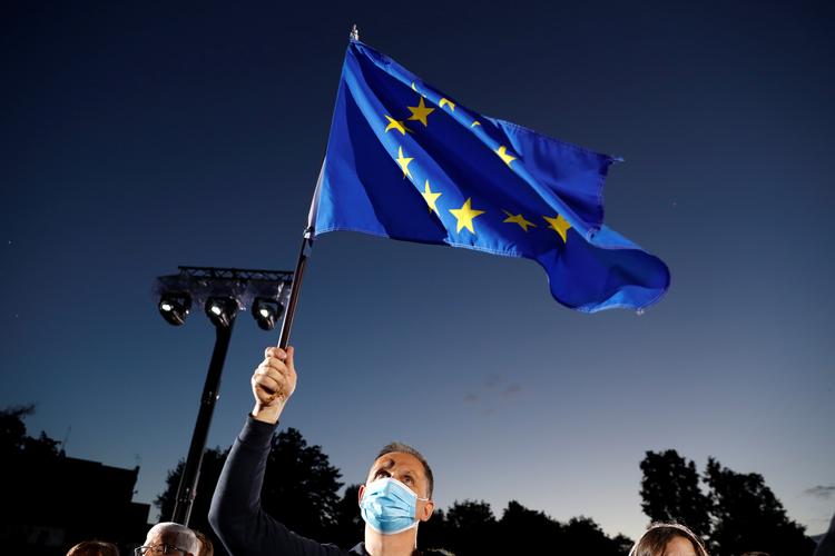Polen, der netop har afholdt valg, er på kant med de danske politikere i EU om en faiir mindsteløn i hele Europa.   Foto: Aleksandra Szmigiel/Ritzau Scanpix