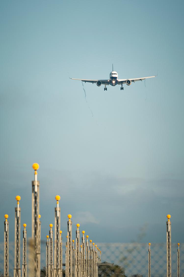 Udvidelse af lufthavne, som blandt andet Kastrup har haft planer om, er et eksempel på en investering, som miljøbevægelsen gerne vil have ekskluderet fra EU-støtte. Det er dog ikek en del af aftalen fra topmødet. Foto: Nima Taheri/POLFOTO