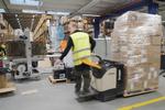 Hvis virksomhederne har regnet deres medarbejderes arbejdstid ud fra arbejdsdage i stedet for ud fra kalenderdage, som Erhvervsstyrelsen gør det, kan de have fået udbetalt for meget i lønkompensation. Foto: Andreas Merrald/POLFOTO