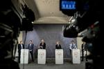 Der er opstået tvivl om, hvem der reelt anbefalede regeringen at lukke Danmark ned under coronaepidemien. Her står flere af de centrale aktører til  Foto: Mads Nissen/POLFOTO