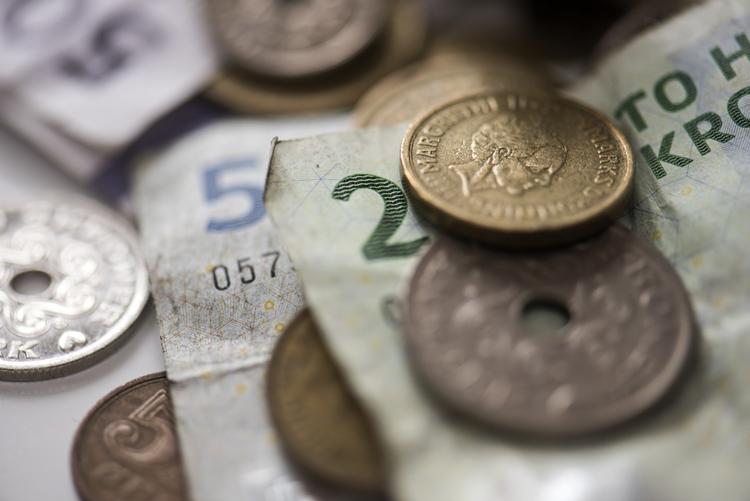 Det kan gå ud over forbruget, hvis danskerne selv skal ansøge om at få udbetalt indefrosne feriepenge, advarer økonomer. Foto: Kristian Djurhuus/Ritzau Scanpix