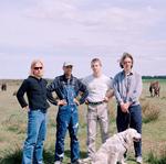 Fra venstre ses trommeslager Tobias Laust, sanger Søren Holm, bassist Villads Tyrrestrup og guitarist Vilhelm Strange. Hvad hunden hedder, melder historien intet om. Foto: Johanna Hvidtved Foto: Johanna Hvidtved