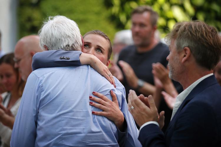 Statsminister Mette Frederiksen (S) gav 13. august 2019 en undskyldning til mænd, de såkaldte Godhavnsdrenge, der blev tævet og ydmyget på børnehjemmet Godhavn. Mødet foregik på Marienborg. Nu vil 15 Godhavnsdrenge have, at undskyldningen følges op af en erstatning.  Arkivfoto Jens Dresling