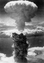 Bomben eksploderer over Nagasaki 9. august 1945. Nu advarer FN om, at verden er ved at glemme, hvor forfærdelig en atomeksplosion er. Foto: Handout/Ritzau Scanpix