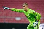 Den svenske målmand Karl-Johan Johnsson spillede mandag en pragtkamp, da FCK jagtede sensationen mod engelske Manchester United.  Foto: Jens Dresling/POLFOTO