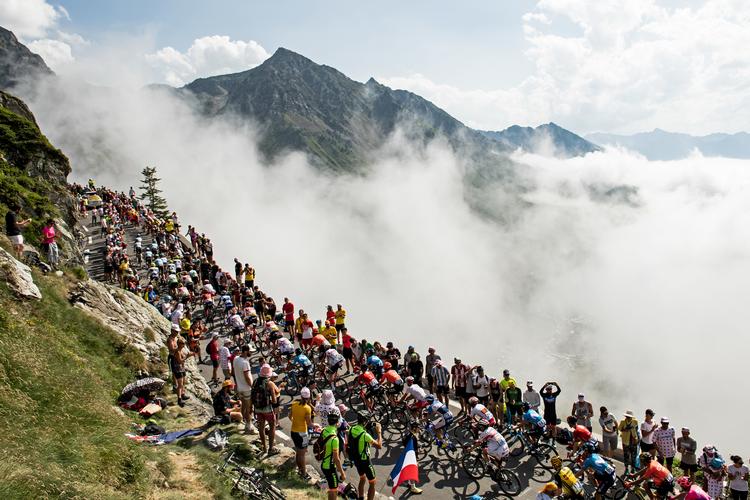 Tour de France på Tourmalet er en folkefest der tiltrækker tusindvis af tilskuere. Foto: A.S.O.Alex Broadway