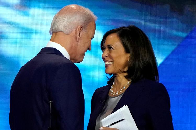 Ifølge den amerikanske præsident har Kamala Harris opført sig dårligt over for præsidentkandidat Joe Biden. Foto: Mike Blake/Ritzau Scanpix