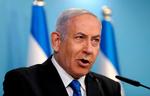    En tilfreds regeringschef Benjamin Netanyahu præsenterede fredsaftalen med Emiraterne på et pressemøde torsdag aften. Flere eksperter venter, at aftaler med andre Golf-stater, der ligesom Israel har Iran som modstander, er på vej. Aftalerne kan ændre hele billedet i Mellemøsten.  Foto: Abir Sultan/Ritzau Scanpix