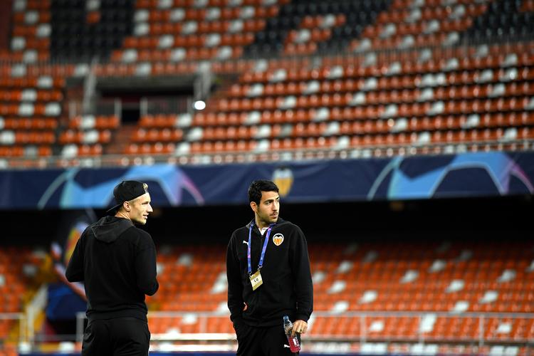 Mens Daniel Wass (tv) er på salgslisten, er Dani Perejo grædefærdig over at være tvunget ud af klubben.  Foto: Handout/Ritzau Scanpix