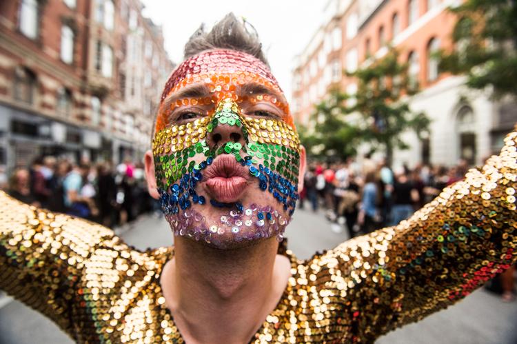 Årets fysiske parade er ikke aflyst, men rykker i stedet online i et stort tv-show, der kan streames online lørdag aften. Foto: Stine Tidsvilde