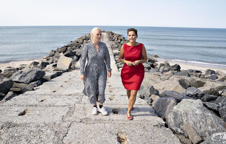 Den seneste tids tendens med flere end 100 nye smittetilfælde om dagen fortsætter. Ingen dødsfald. Foto: Henning Bagger/Ritzau Scanpix