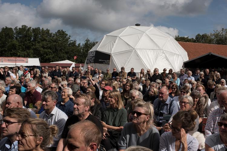 SIdste år på Kulturmødet Mors var publikum til stede under debatterne. I år kommer mødet til at foregå på nettet.  Foto: Mads Frost/Mads Frost