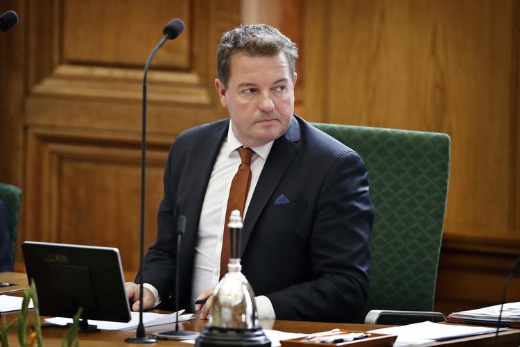 Venstres udskiftning af Britt Bager på posten som statsrevisor bør undersøges af Folketingets Præsidium, mener Jens Rohde. Foto: Jens Dresling/POLFOTO