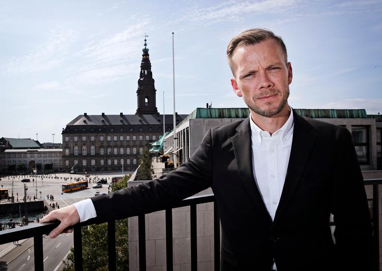     Beskæftigelsesminister Peter Hummelgaard (S), forsvarer regeringens udspil til tidlig pension. Foto: Jens Dresling/POLFOTO