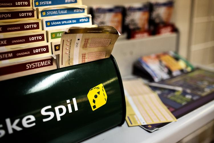 Siden starten af 2017 har Spillemyndigheden givet 396 påbud, indskærpelser og advarsler til spilleselskaber, der var på kant med loven.  Foto: Ditte Valente/POLFOTO