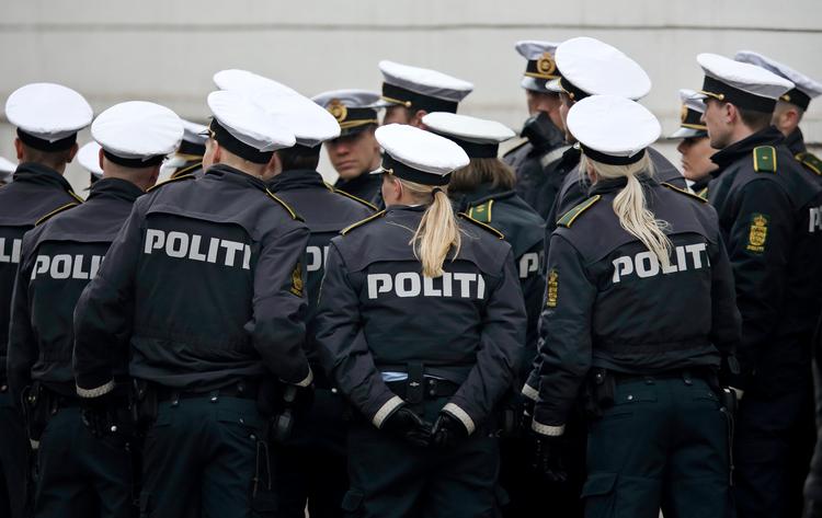 Justitsminister Nick Hækkerup har præsenteret en lang række nye forslag til indretning af det danske politi. Der skal bl.a. oprettes 20 nye såkaldte nærpolitenheder rundt i landet, som skal få politiet tættere på borgerne. Foto: Jens Dresling/POLFOTO