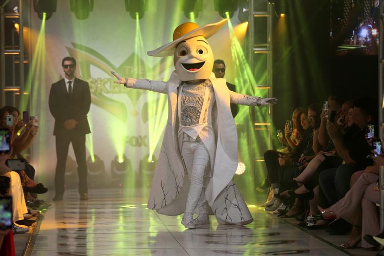 Billede fra den amerikanske version af det sydkoranske koncept 'The Masked Singer'. Optagelsern til årets udgave af realityshowet i Australien er nu sat på pause.  Foto: Willy Sanjuan/Ritzau Scanpix