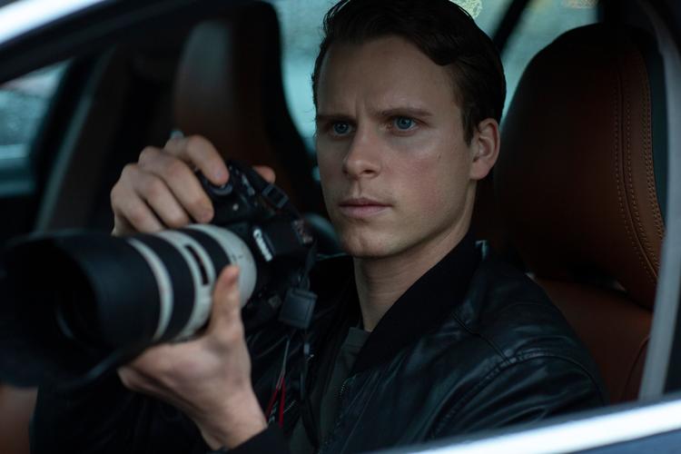 Den unge Kurt Wallander fra Henning Mankells forfatterskab spilles af Adam Pålsson, som også har været med i 'Broen'.  Foto: Netflix