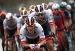   Team Emirates er helt fremme i Tour de France. Reelt er holdets vigtigste opgave at gøre Emiraterne kendte og vise et andet billede af dem end undertrykkelse og vold. Arkivfoto Stephane Mahe
