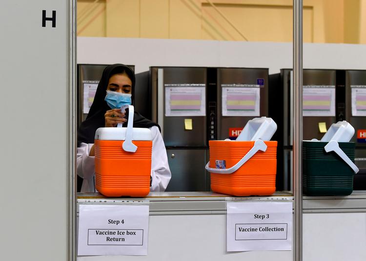 Flere coronavacciner testes lige nu på mennesker rundt om i verden. Foto: Mazen Mahdi/Ritzau Scanpix