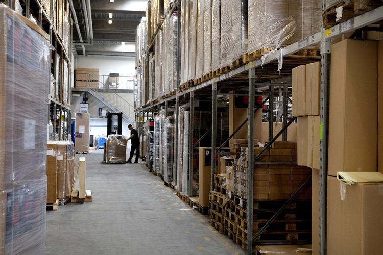 Ny aftale mellem FH, DA og regeringen skal forhindre fyringer på virksomheder, der er økonomisk presset af corona-epidemien. Foto: Finn Frandsen/POLFOTO