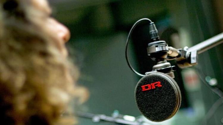 Værterne på P1 Morgen gør hver morgen en brav indsats for at holde liv i programmet. Desværre kører fladen i ring, og man savner afbrydelser som musik og lyd ude fra virkeligheden.  Foto: Pr-foto