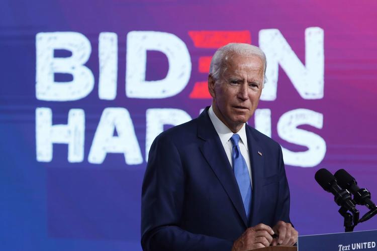 77-årige Biden indsamlede i august cirka 2,2 milliarder kroner. Det er aldrig sket før, skriver flere medier. Foto: Alex Wong/Ritzau Scanpix