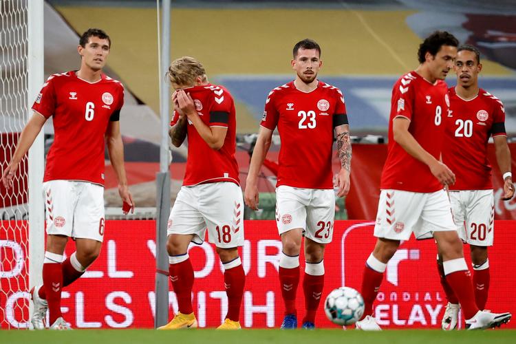 For første gang i fire år måtte et dansk landshold gå fra banen som tabere efter 90 minutters spil. Foto: Jens Dresling/POLFOTO