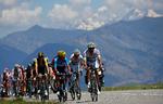 Col de la Madeleine har taget pusten fra mangen pedalist, men ikke desto mindre kæmper Tour de France-rytterne igen og igen om at komme op over bjerget.  Foto: Stephane Mahe/Ritzau Scanpix