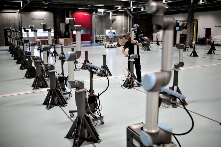 Det er øget produktivitet gennem f.eks. robotteknologi, der for alvor gør Danmark rigere.  Foto: Joachim Adrian/POLFOTO