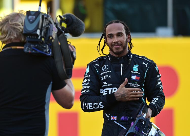 Lewis Hamilton (Mercedes) tog søndag sin grandprixsejr nr. 90, da der blev kørt formel 1-afdeling i Italien. Foto: Miguel Medina/Ritzau Scanpix