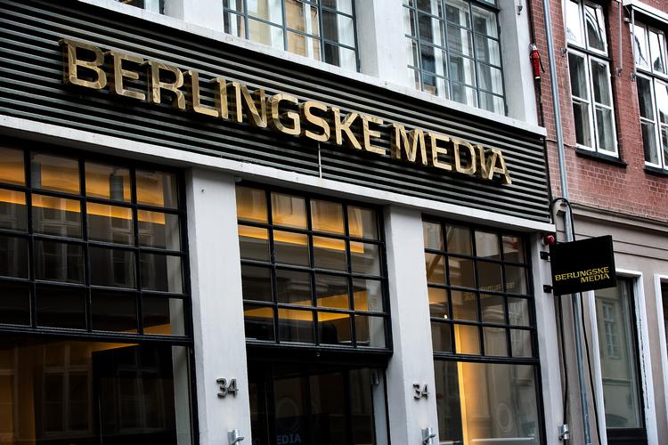 »Vi har to smittede medarbejdere og har ud fra et sikkerhedsprincip valgt at hjemsende alle medarbejdere, så smitten ikke kan brede sig«, siger Berlingskes chefredaktør Tom Jensen. Foto: Per Folkver/POLFOTO
