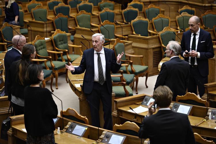Henrik Dam Kristensen og resten af Folketingets Præsidium har stadig ikke en endelig plan for håndteringen af sexisme på plads. Foto: Philip Davali/Ritzau Scanpix