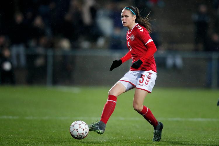 Simone Boye spillede med stor konsekvens defensivt og bidrog med skarphed til den offensive dominans. Foto: Jens Dresling/POLFOTO