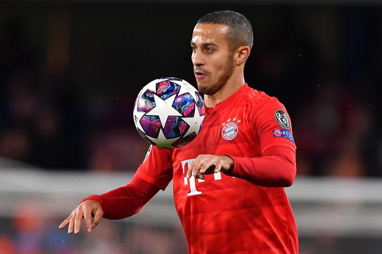 Trods stor succes med Bundesligaens konger i Bayern München i den forgangne sæson søger Thiago Alcantara til Liverpool i Premier League.  Foto: Ben Stansall/Ritzau Scanpix