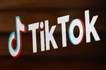 TikTok er blevet et af klodens største sociale medier og er ifølge selskabet bag blevet downloadet to milliarder gange. Foto: Mike Blake/Ritzau Scanpix