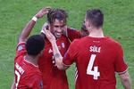 Bayern Münchens erfarne spanier Javi Martínez blev skiftet ind og afgjorde Super Cup-finalen i den forlængede spilletid.   Foto: Laszlo Szirtesi/Ritzau Scanpix