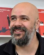 Afonso Cruz' 'Kokoschkas dukke' er en eksperimenterende roman, der slår mange knuder på sig selv - og indimellem bliver lidt for koket. Foto: Pr-foto