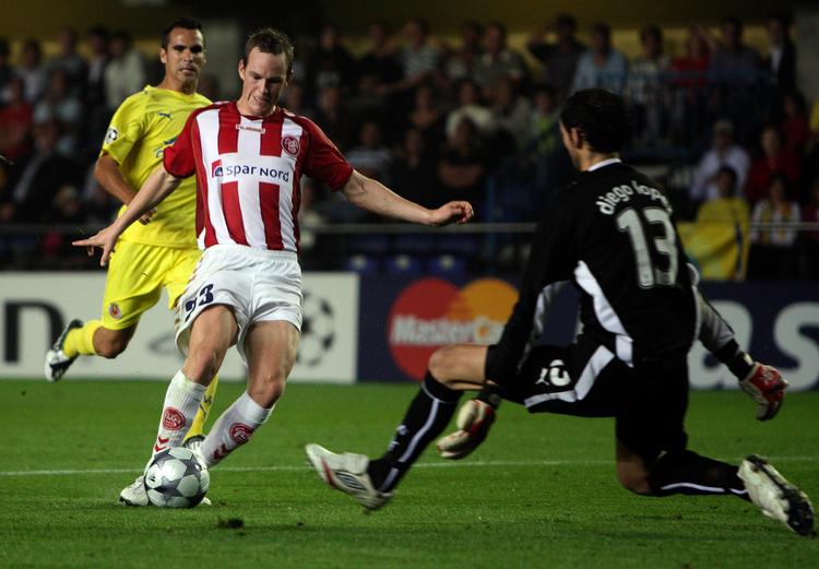 I 2008 imponerede AaB i Champions League - blandt spillede nordjyderne en stærkt underholdende kamp mod Villarreal, hvor Thomas Enevoldsen udlgnede til 2-2, før spanierne vandt 6-3. Foto: Lars Poulsen/POLFOTO