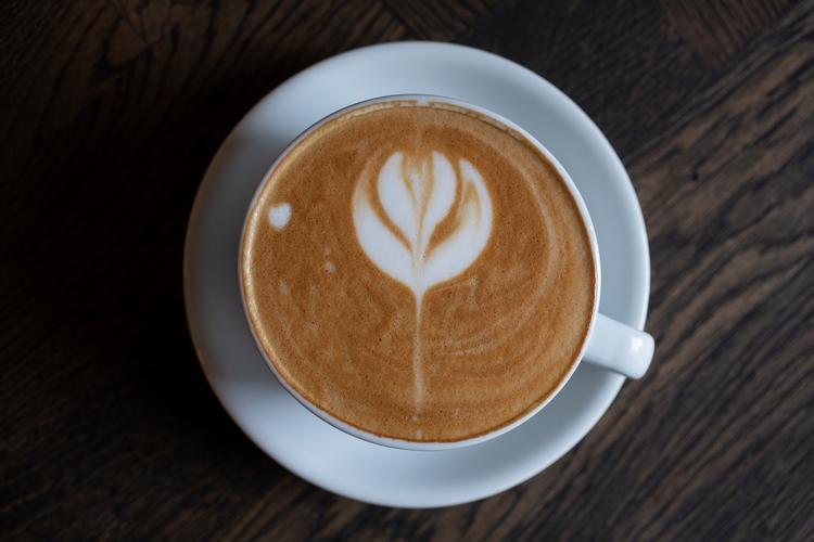 Coffee Ten sælger kaffe til 10 kroner. Det har vakt glæde blandt forbrugere, men skepsis blandt konkurrenter. Foto: Jens Hartmann Schmidt (arkiv)/POLFOTO