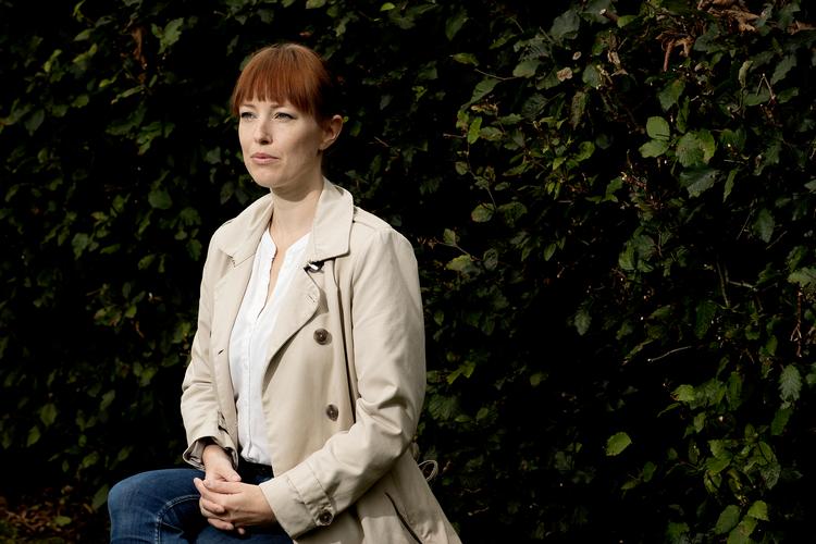 Axelina Eriksson Roneklindt fortæller om den sexisme, hun har mødt, før hun skiftede speciale til gynækologi. Foto: Peter Hove Olesen/POLFOTO
