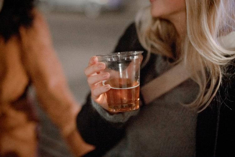 Problemerne med nattelivet har længe plaget København. Nu vil politikerne nedsætte et rådgivende udvalg, der skal finde løsninger. Foto: Valdemar Ren/POLFOTO