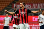  Zlatan Ibrahimovic  har fået en fin start på sin 22. sæson i professionel fodbold med 3 mål i 2 kampe for AC Milan.  Foto: Miguel Medina/Ritzau Scanpix