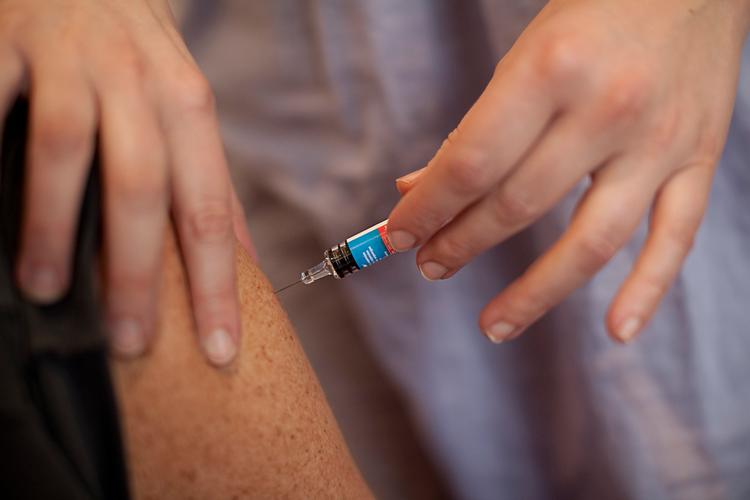 Til mennesker over 85 år tilbydes der i år en særlig højdosisvaccine.  Foto: Thomas Sjørup/POLFOTO